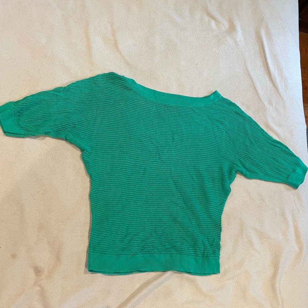 Express Dolman Sleeve Mesh Top, size M, grass green - Picture 10 of 11